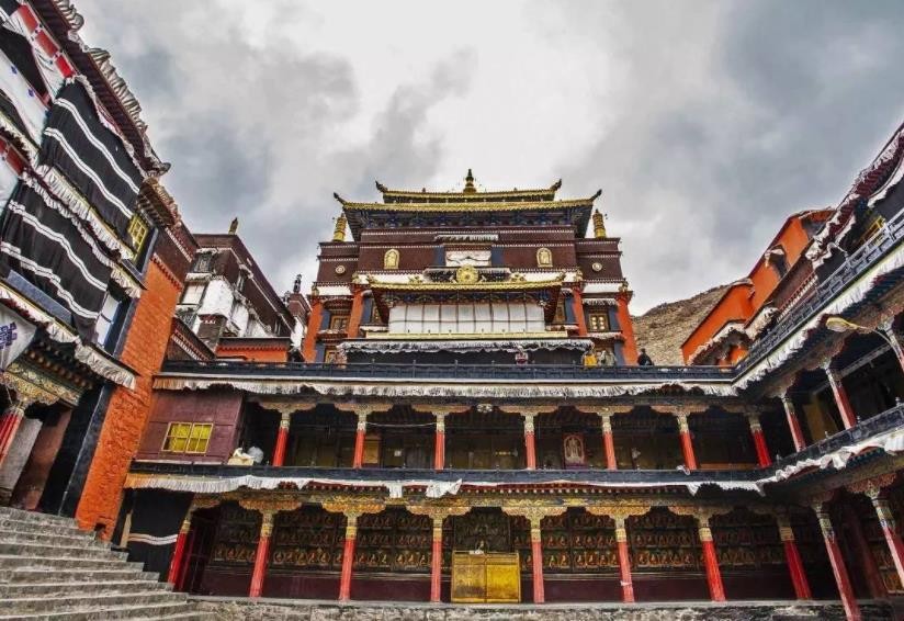 扎什伦布寺在哪里