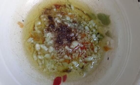 蒜泥茄子的简单做法是什么