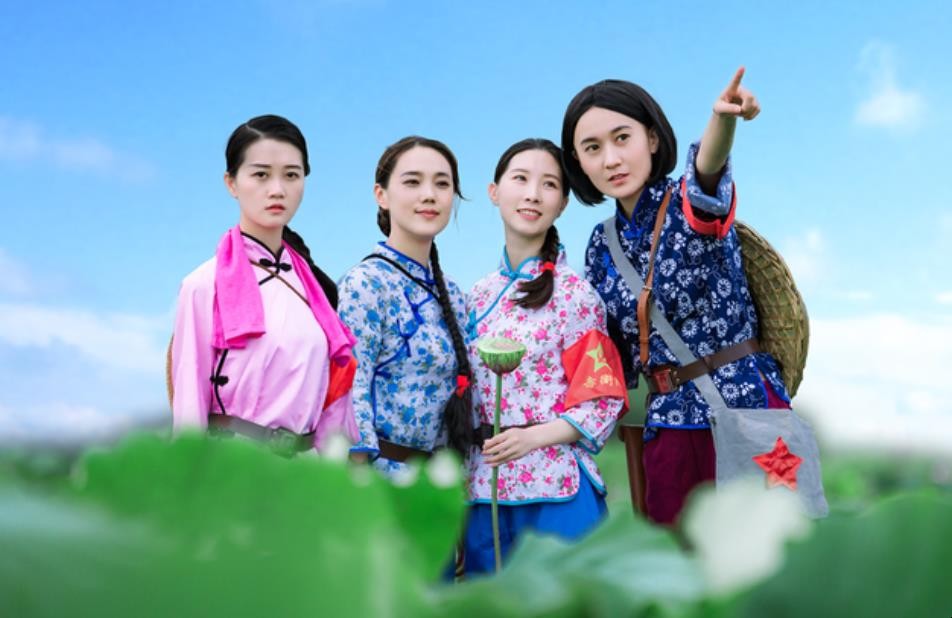 《洪湖水浪打浪》