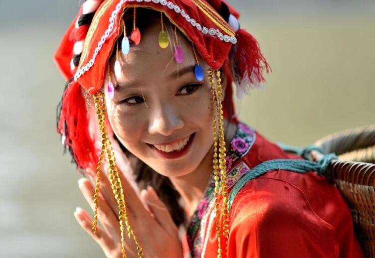 表示看的字有哪些词语