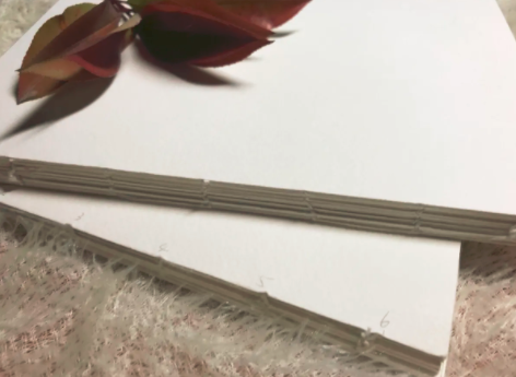 如何制作DIY手帐本