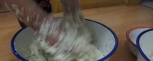 家庭酿酒的方法是什么
