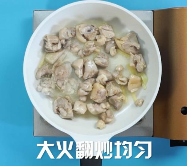 土豆炖鸡块的家常做法是什么