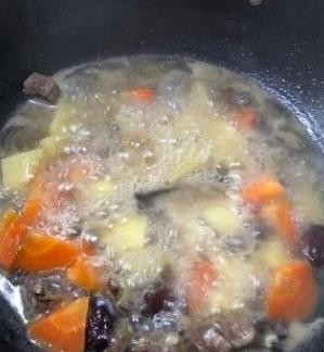 牛肉炖土豆的做法是什么