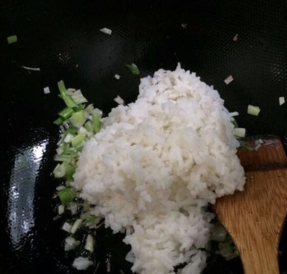 虾仁炒饭的流程怎么样