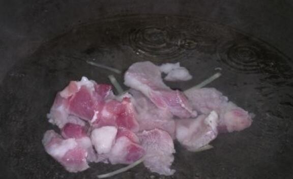苦瓜焖鳐鱼的流程怎么样