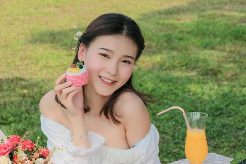 笑颜如花是什么意思
