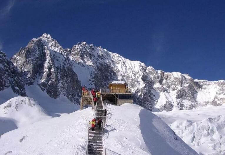 云南玉龙雪山在哪里